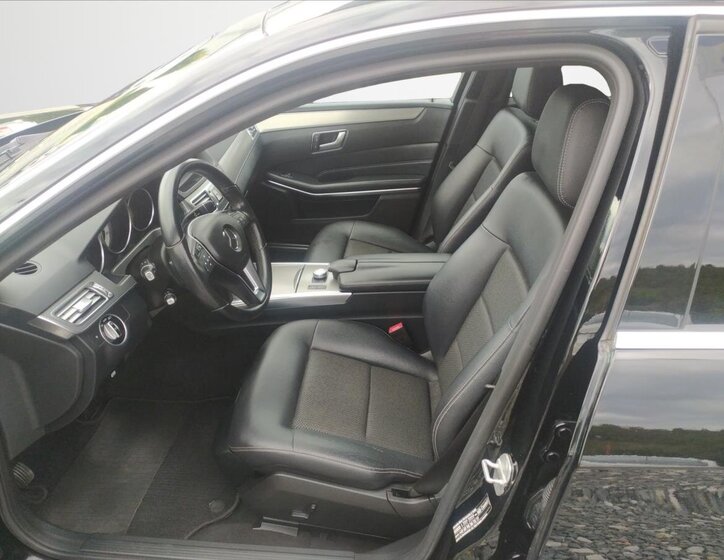 Mercedes-Benz Třídy E 17