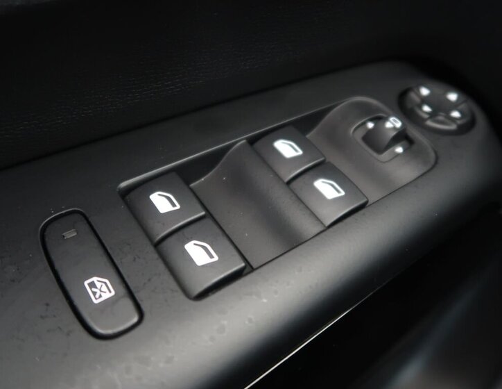 Citroën C5 Aircross SUV / Terénní 1,5 l 96 kw