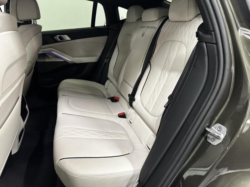 BMW X6 SUV / Terénní 3,0 l 210 kw