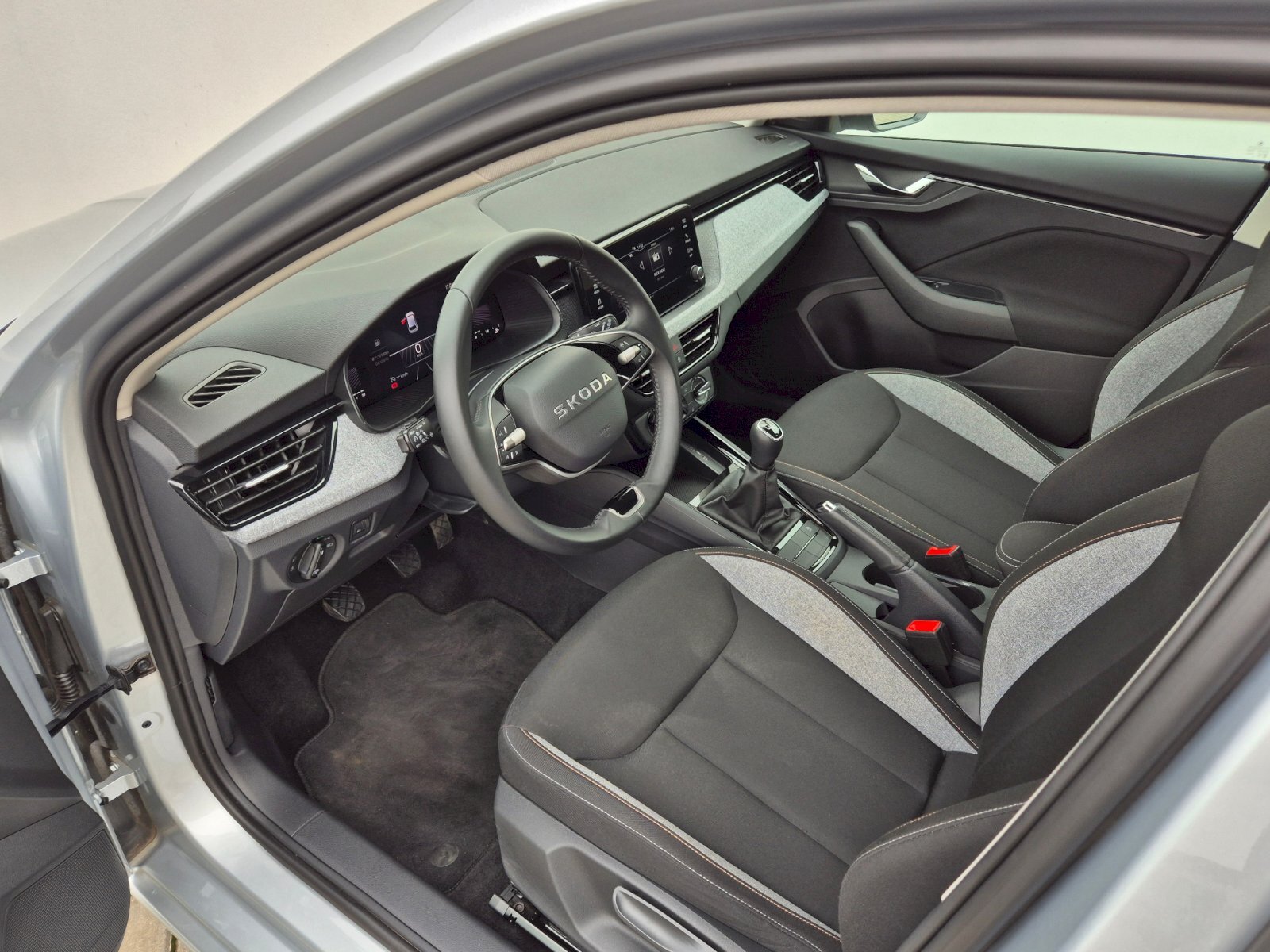 Škoda Scala Hatchback 1,0 l 85 kw