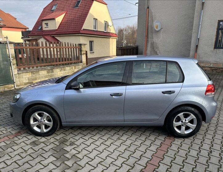 Volkswagen Golf Hatchback 1,6 l 75 kw