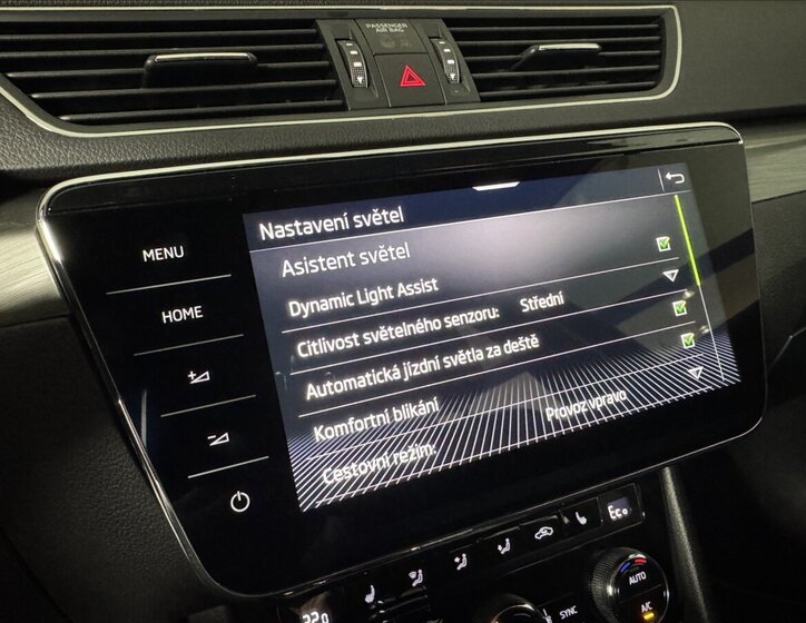 Škoda Superb Kombi 1,4 l 160 kw