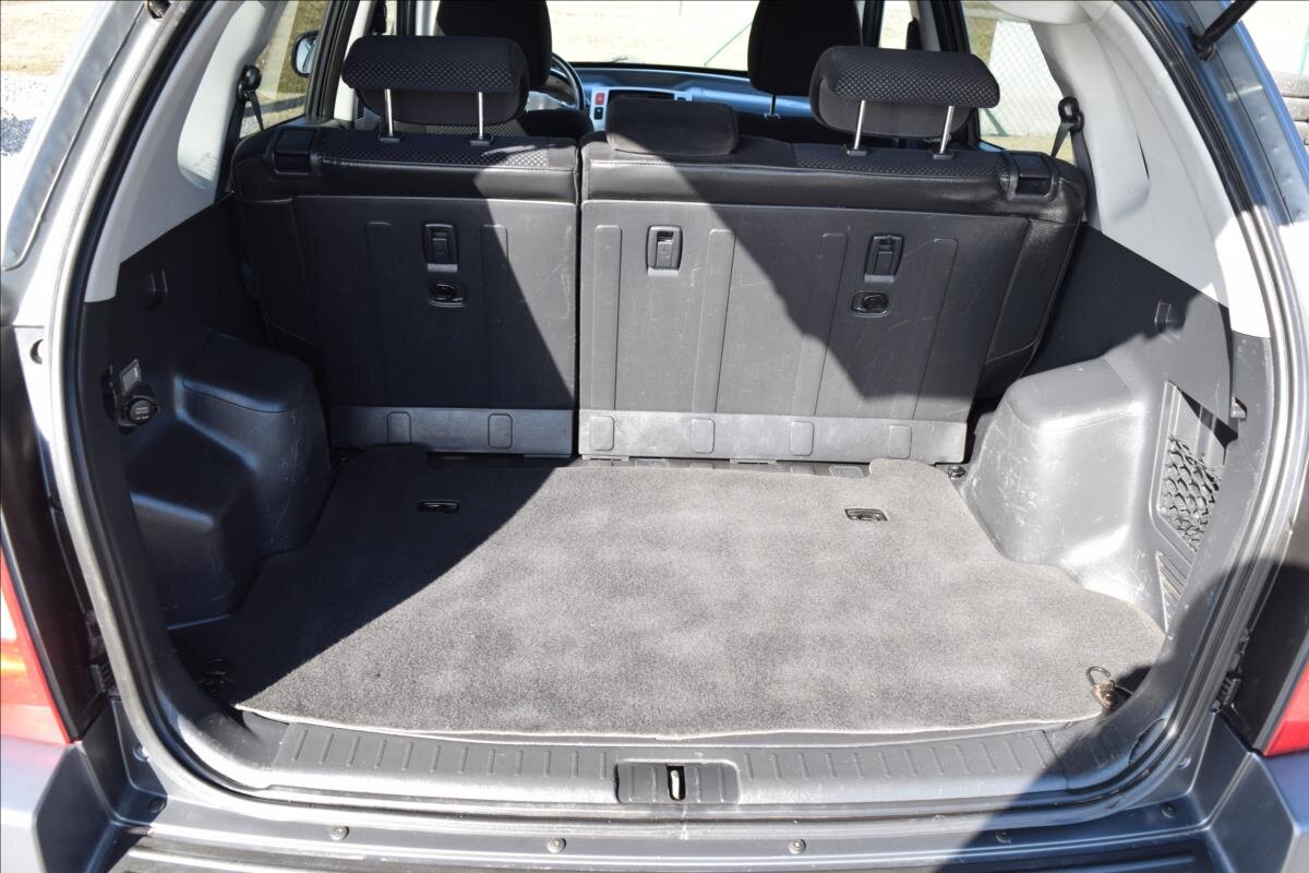 Hyundai Tucson SUV 2,0 l 104 kw