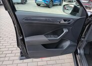 Volkswagen T-Roc SUV / Terénní 1,5 l 110 kw