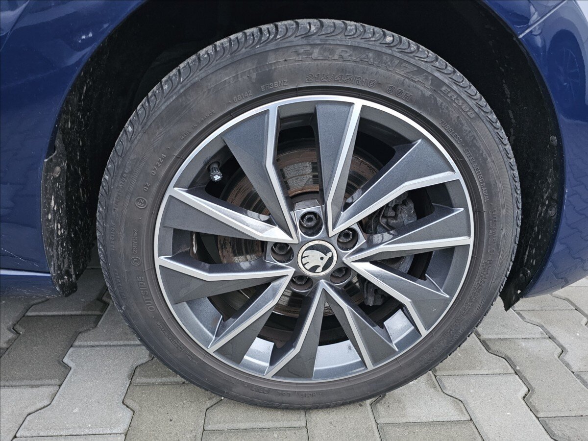 Škoda Rapid Hatchback 999,0 81 kw