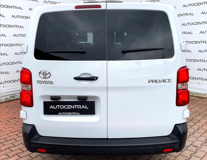 Toyota ProAce Verso 5