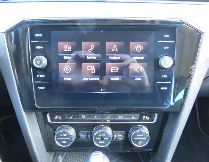 Volkswagen Passat Kombi 1,5 l 110 kw