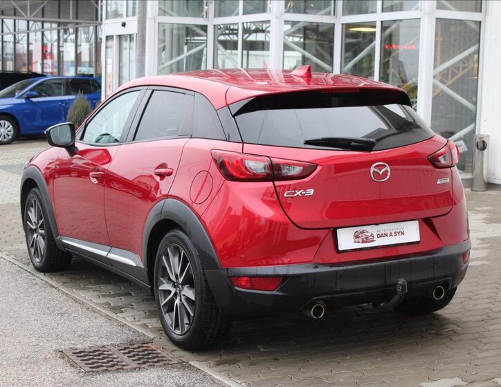 Mazda CX-3 4