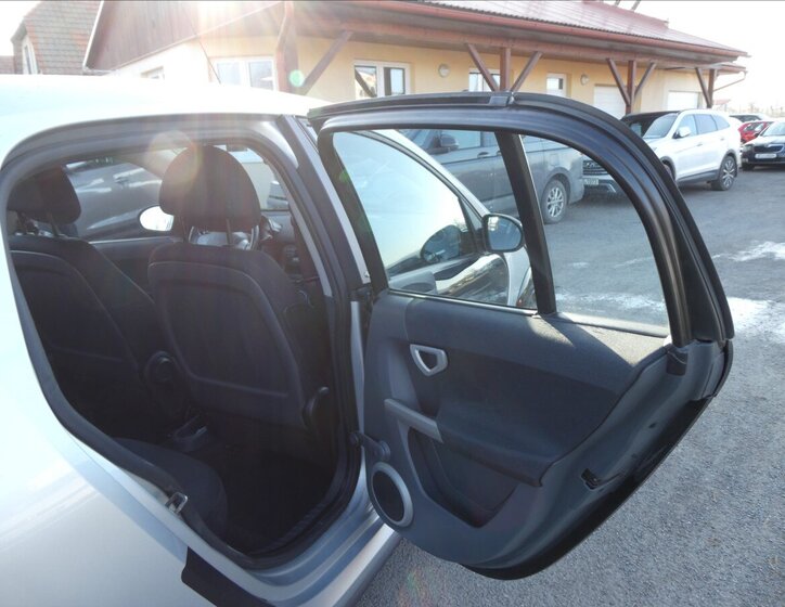 Smart Forfour Hatchback 1,1 l 55 kw