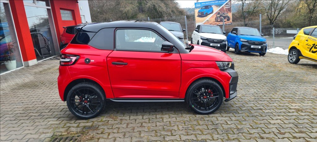 Ligier JS 50 Hatchback 0,0 6 kw