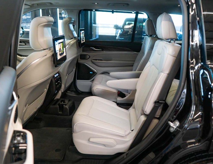 Jeep Grand Cherokee 43