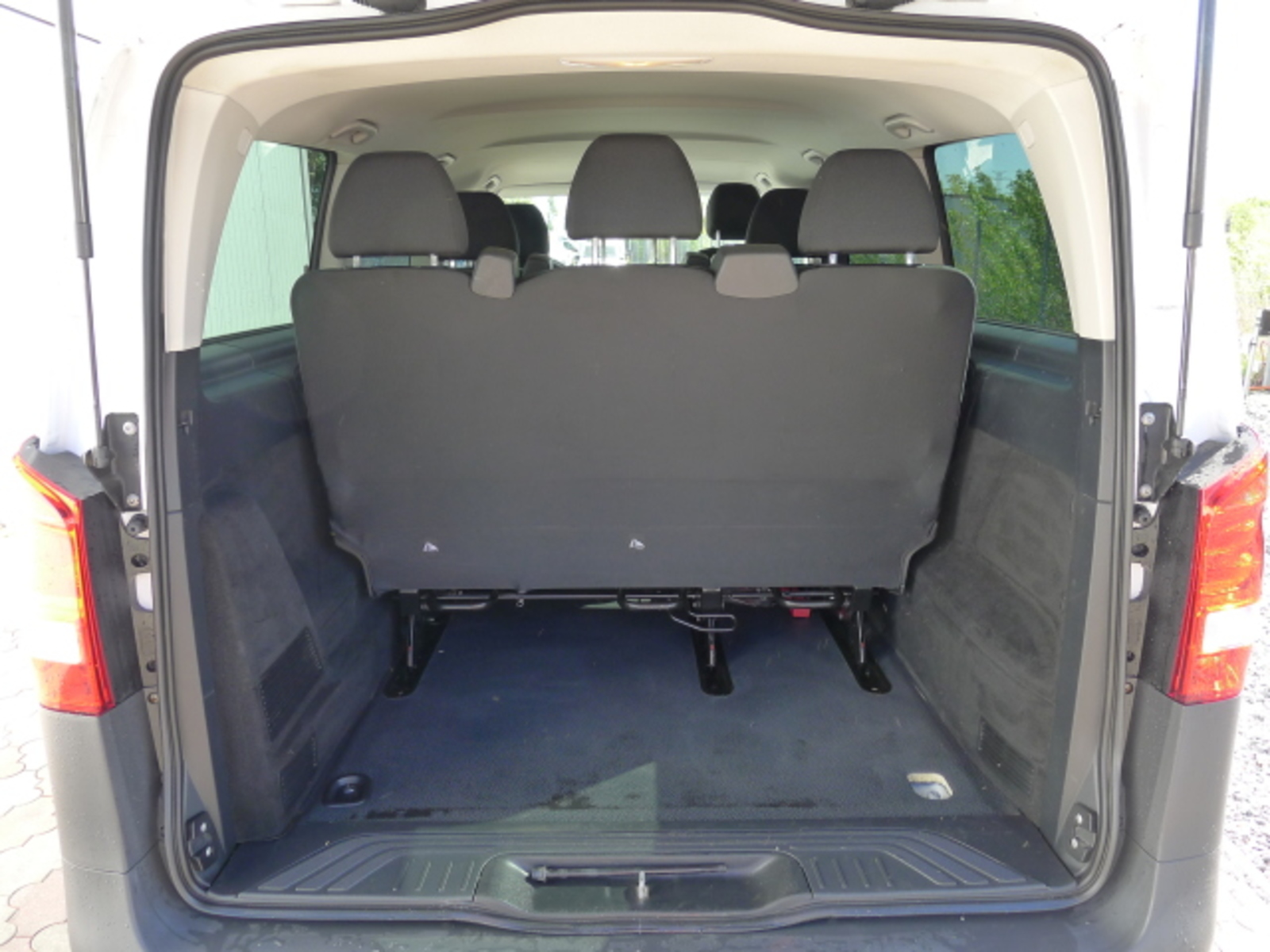 Mercedes-Benz Vito 7