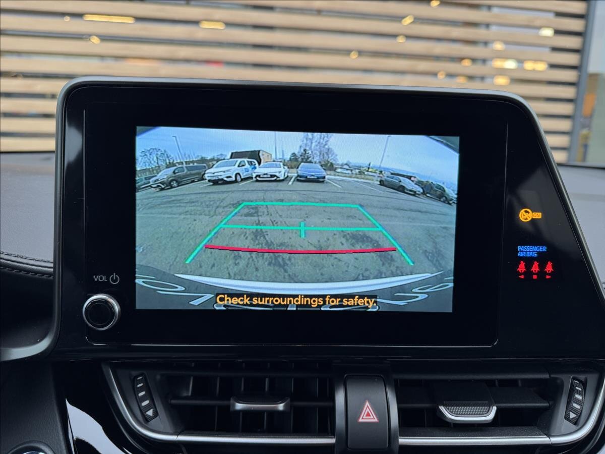 Toyota C-HR Hatchback 1,8 l 72 kw