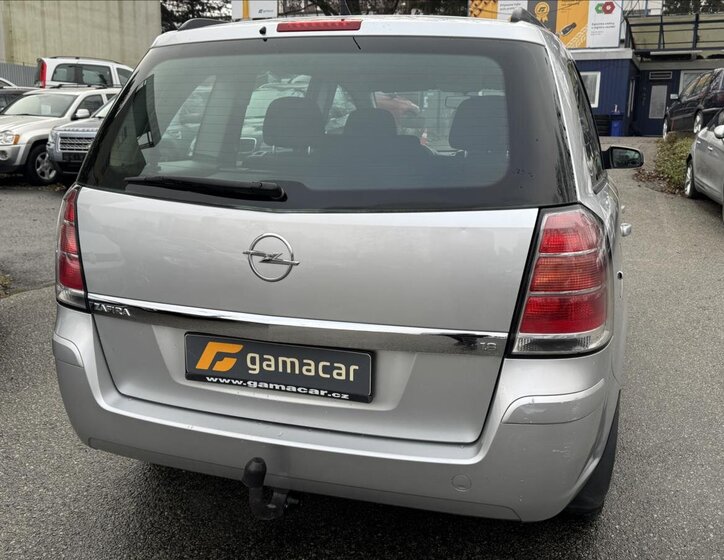 Opel Zafira 13