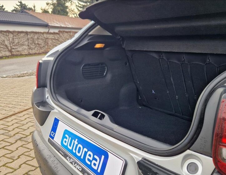 Citroën C4 Cactus Hatchback 1,2 l 60 kw