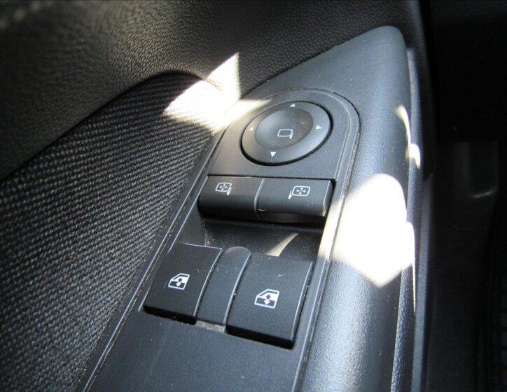 Opel Zafira Kombi 1,7 l 81 kw