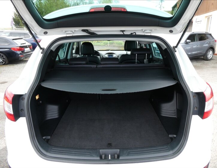 Hyundai ix35 SUV / Terénní 1,6 l 99 kw