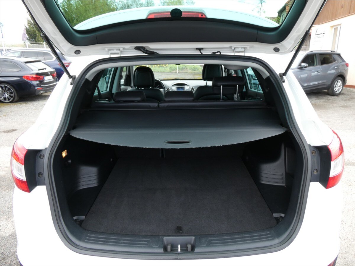 Hyundai ix35 SUV / Terénní 1,6 l 99 kw