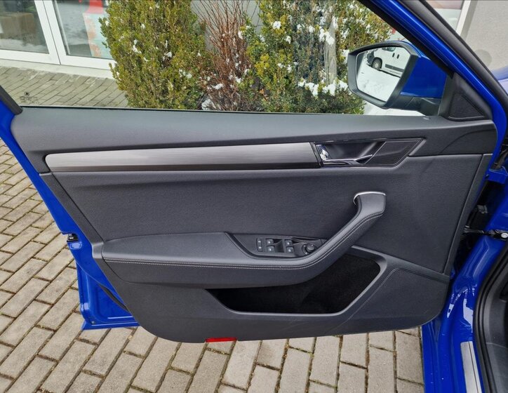 Škoda Superb Kombi 1,5 l 110 kw