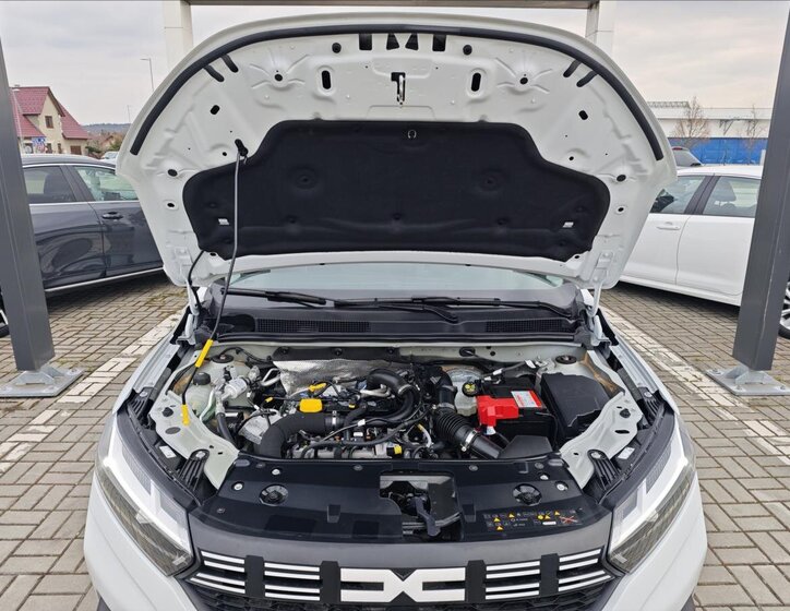 Dacia Sandero Hatchback 999,0 67 kw