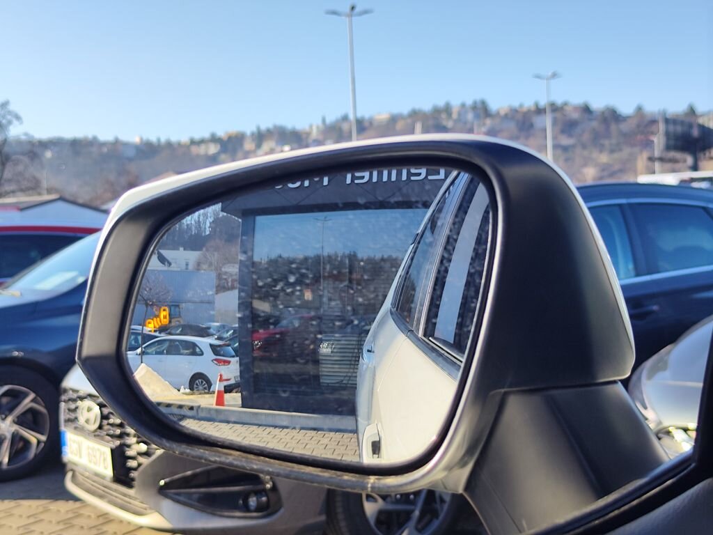 Toyota RAV4 SUV 2,5 l 163 kw