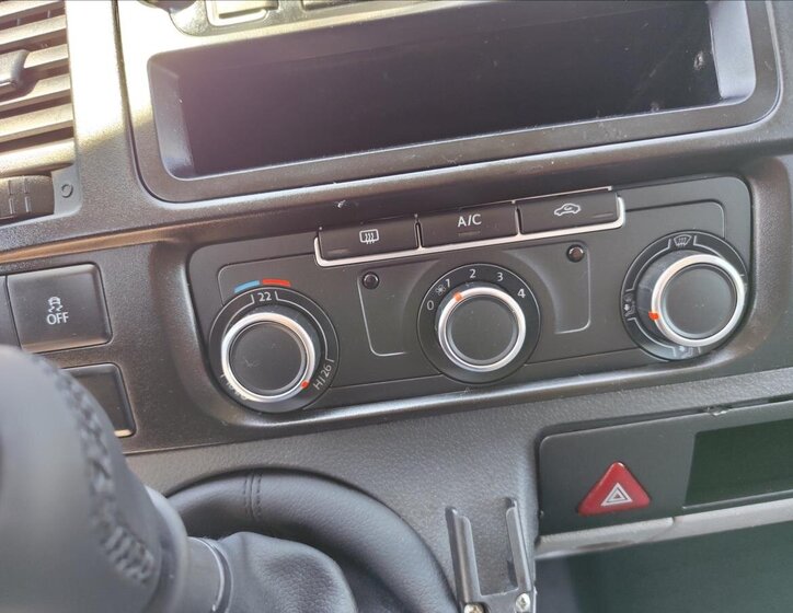 Volkswagen Transporter VAN-Minibus 2,0 l 103 kw