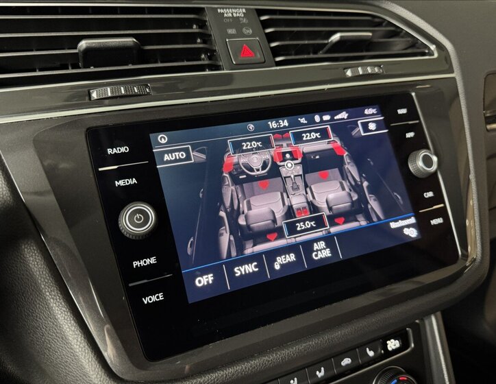 Volkswagen Tiguan 32