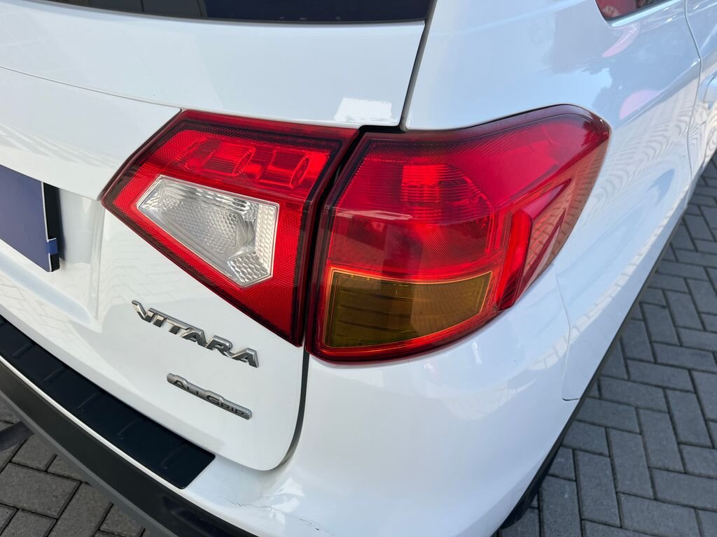 Suzuki Vitara SUV / Terénní 1,6 l 88 kw