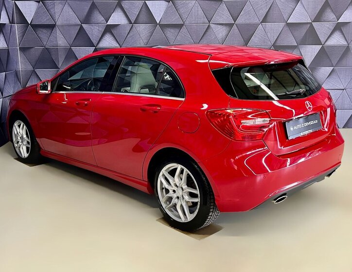 Mercedes-Benz Třídy A Hatchback 1,8 l 80 kw