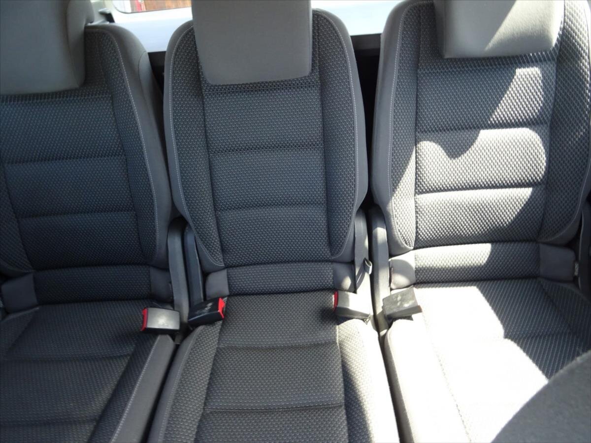 Volkswagen Touran MPV 2,0 l 103 kw
