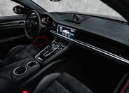Porsche Panamera 26