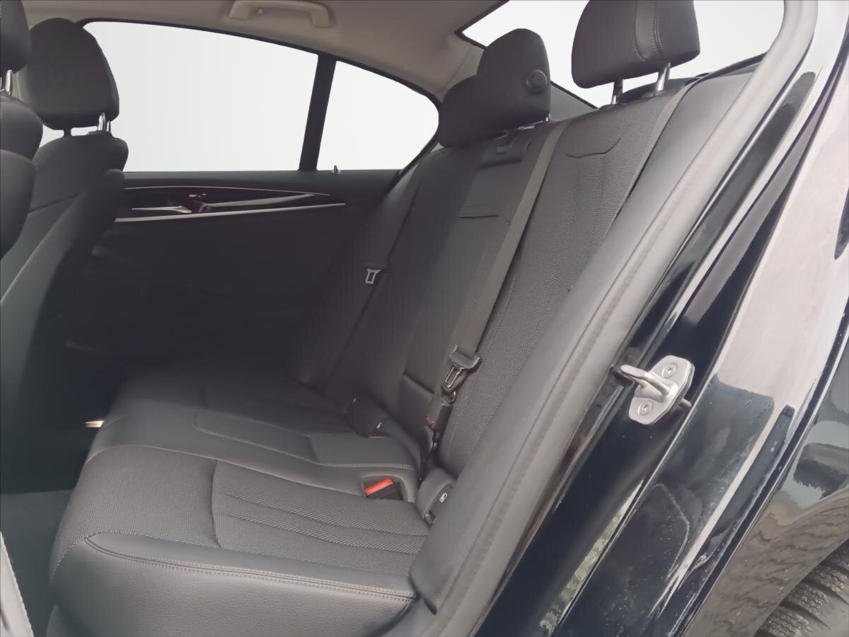 BMW Řada 5 Sedan 2,0 l 135 kw