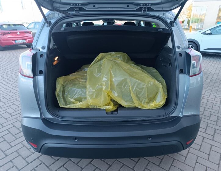 Opel Crossland X SUV / Terénní 1,2 l 81 kw