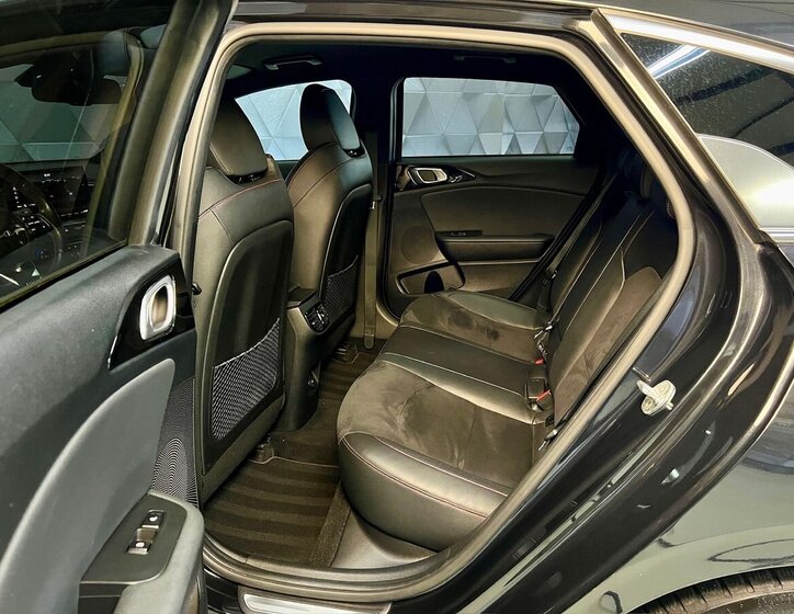 KIA Pro_Ceed Hatchback 1,6 l 150 kw