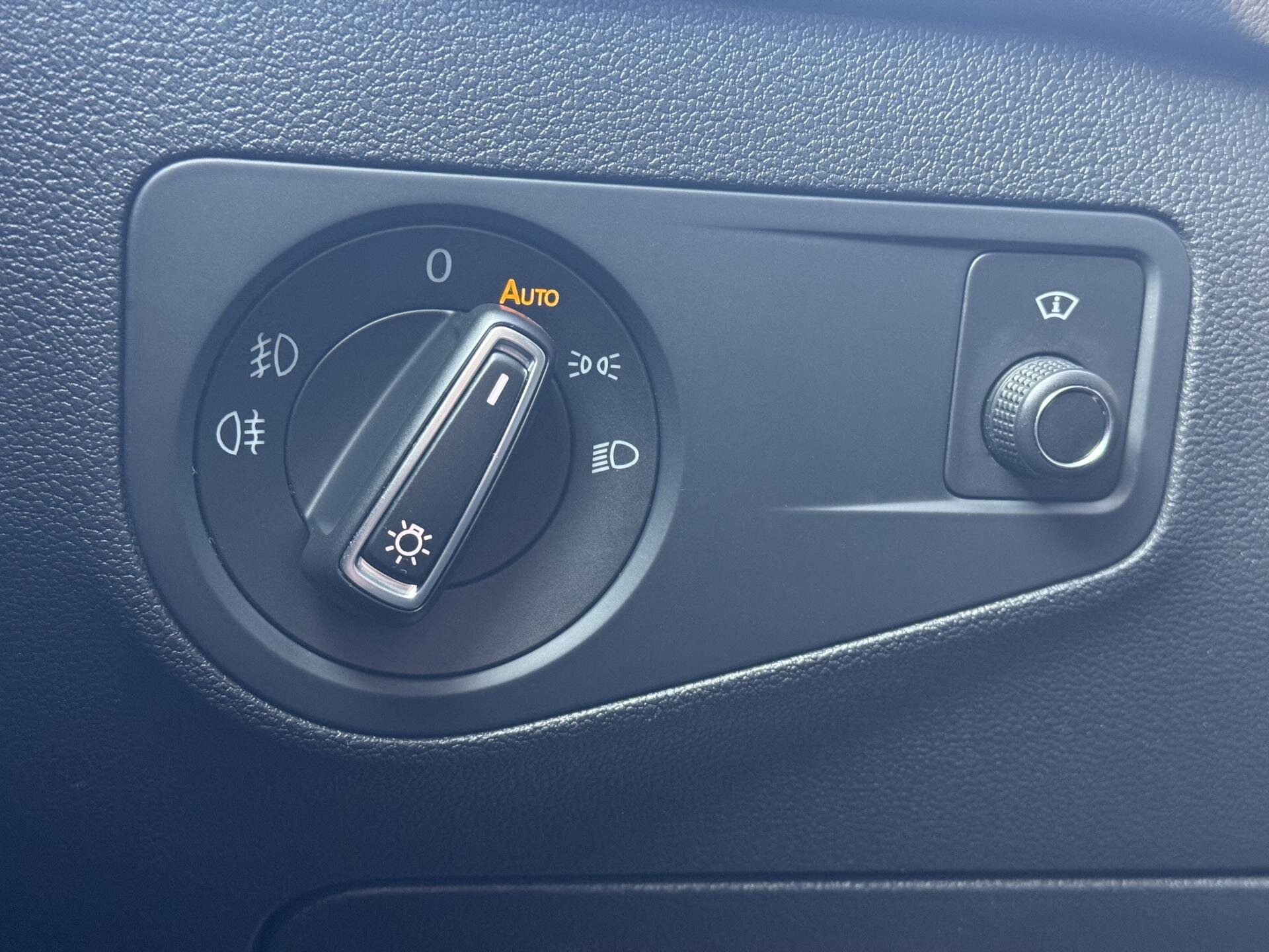 Volkswagen Tiguan SUV / Terénní 2,0 l 110 kw