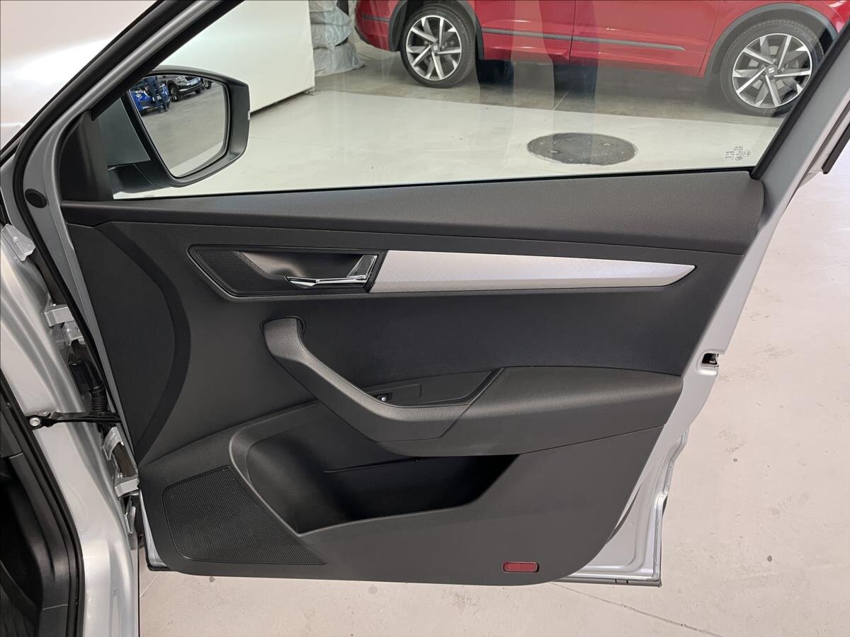 Škoda Karoq SUV 1,5 l 110 kw