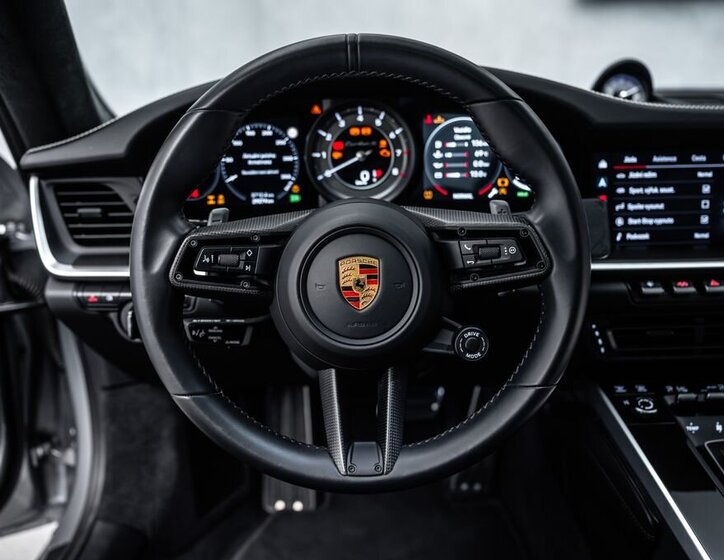 Porsche Ostatní Kupé 3,8 l 478 kw