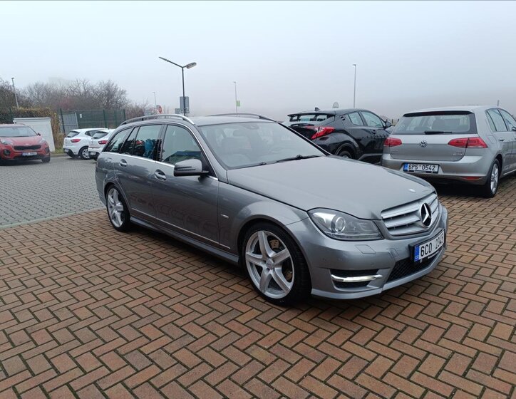 Mercedes-Benz Třídy C Kombi 2,1 l 150 kw