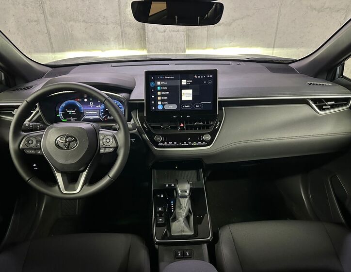 Toyota Corolla Cross 17