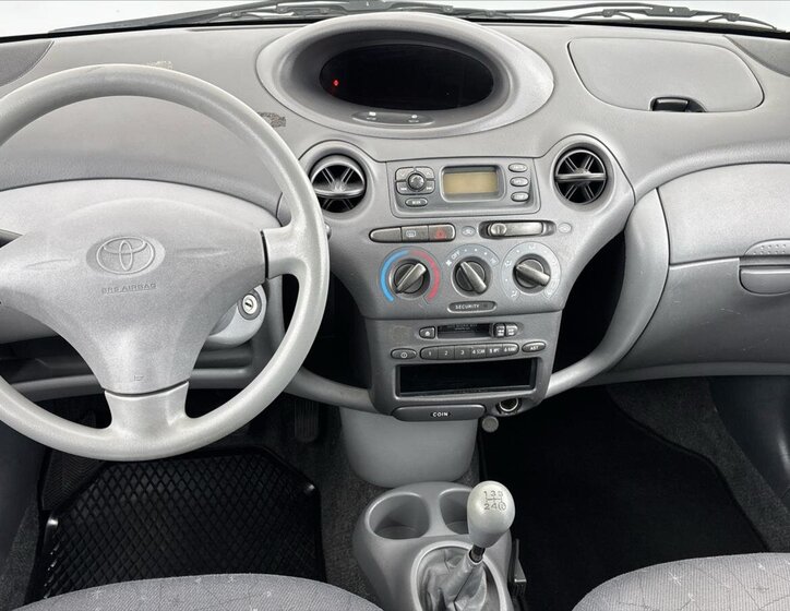 Toyota Yaris Hatchback 998,0 50 kw