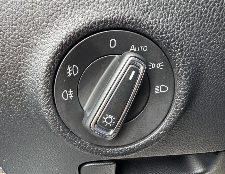 Škoda Superb Sedan / Limuzína 2,0 l 110 kw