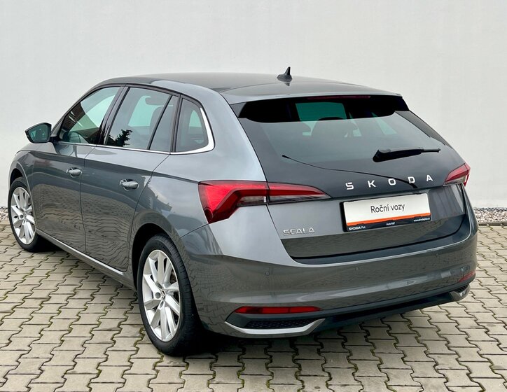 Škoda Scala 8