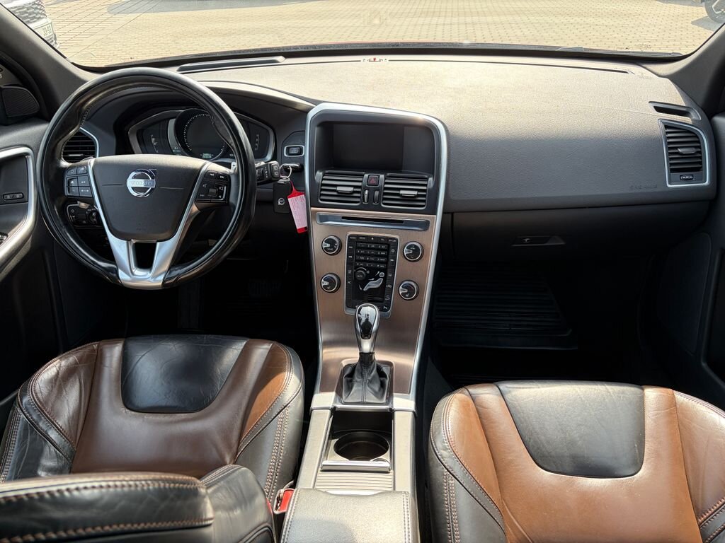 Volvo XC60 SUV / Terénní 2,4 l 133 kw