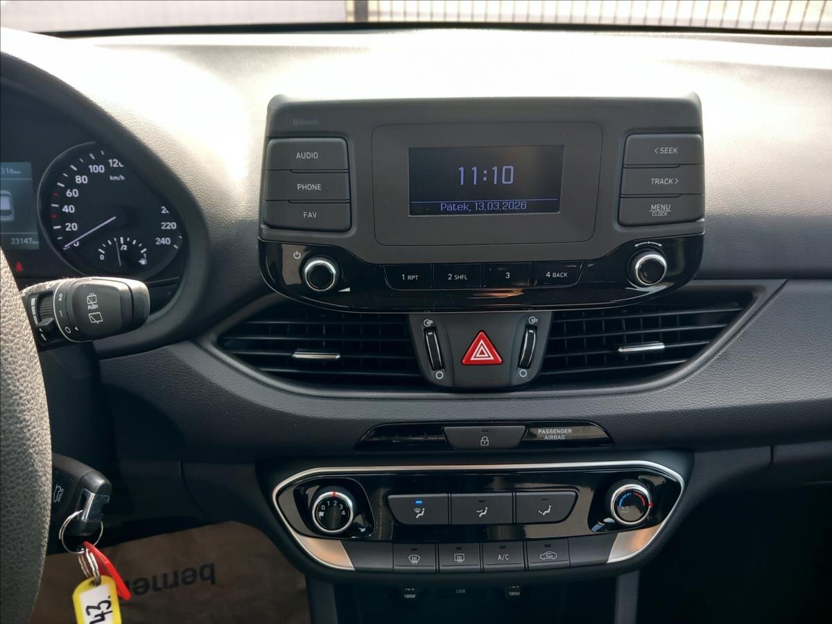 Hyundai i30 Kombi 998,0 88 kw