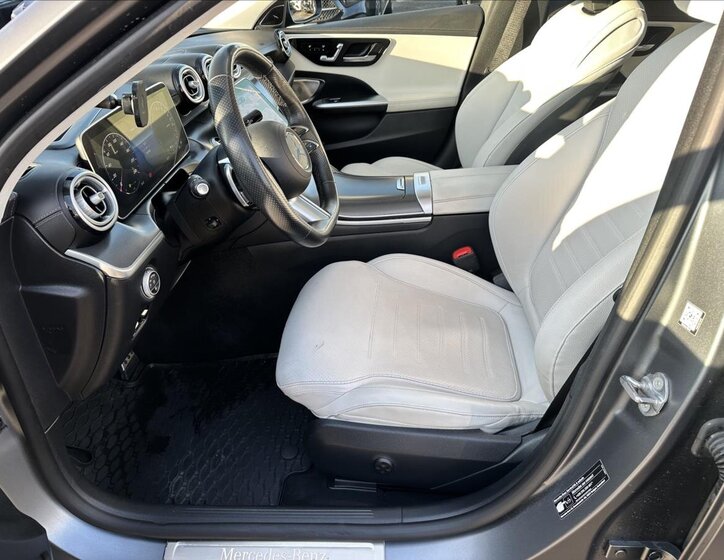 Mercedes-Benz Třídy C Sedan 2,0 l 150 kw