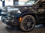 Jeep Grand Wagoneer 13