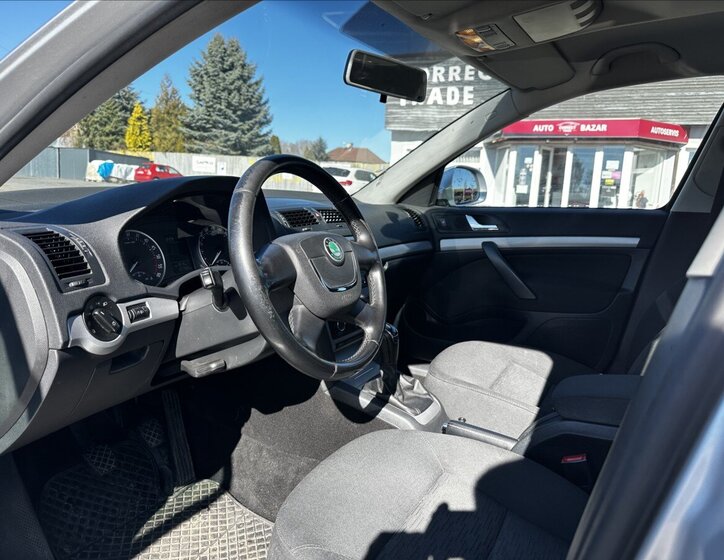 Škoda Octavia Kombi 1,6 l 77 kw