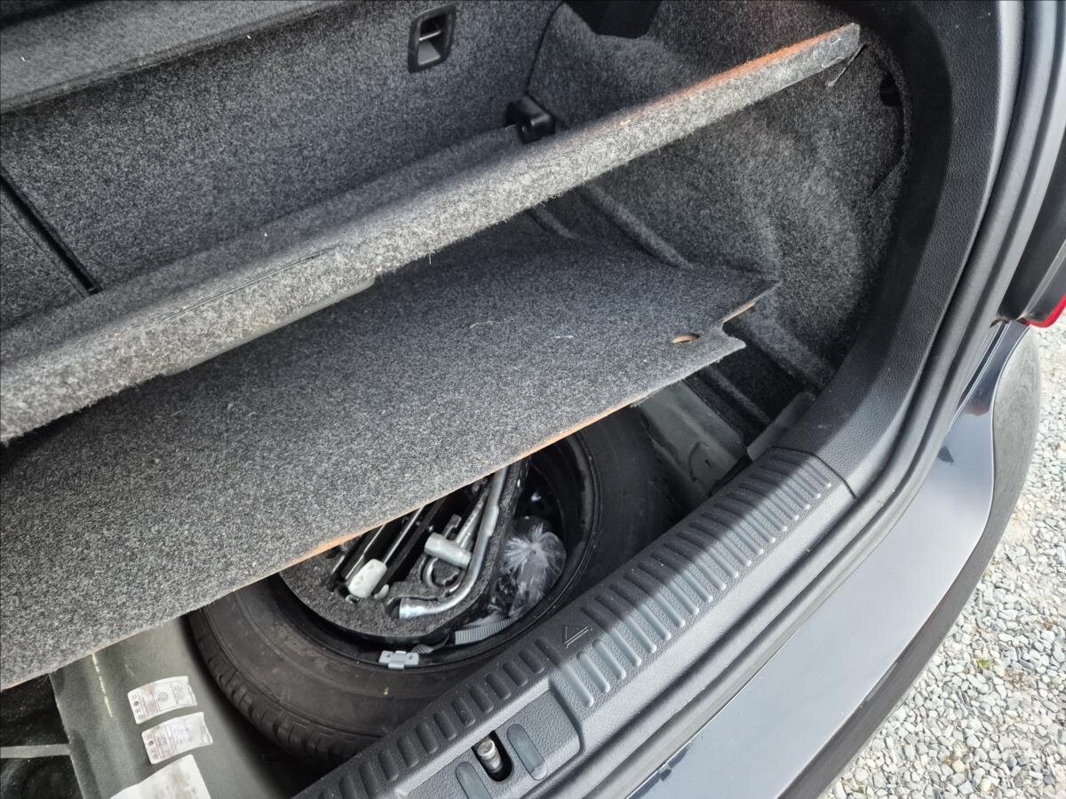 Volkswagen Polo Hatchback 1,2 l 77 kw