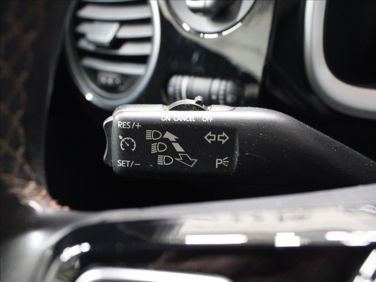 Volkswagen Beetle Kabriolet 1,2 l 77 kw