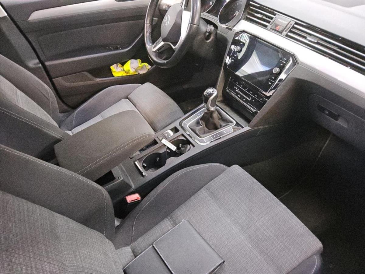 Volkswagen Passat Kombi 2,0 l 110 kw